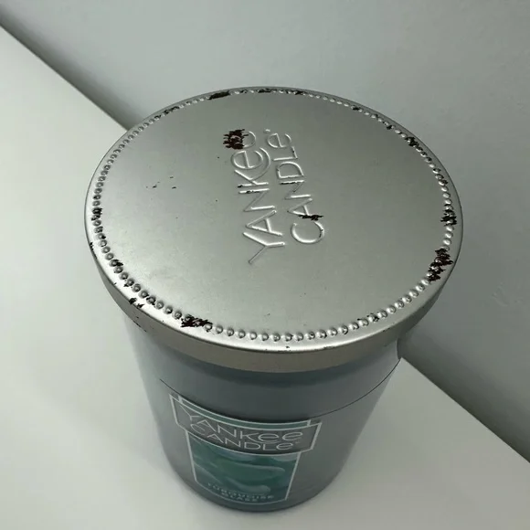 Yankee Candle Turquoise Glass Jar - Picture 2 of 4